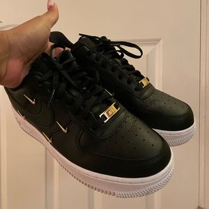 Nike Women’s AIR FORCE 1 '07 LX 'SISTERHOOD - BLACK METALLIC GOLD'